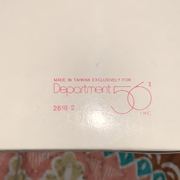 Snowbabies SPRINGTIME STORIES OF THE SNOWBUNNIES “WISHING YOU A HAPPY EASTER” - Picture 11 of 11